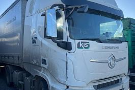 Седельный тягач DONGFENG DFH4180 4х2 б/у (2023 г.в. 462 892 км.)(4766)- Cбер комиссия